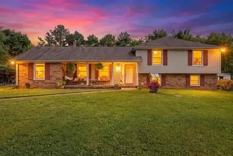 3276 Trough Springs Road Clarksville TN 37043