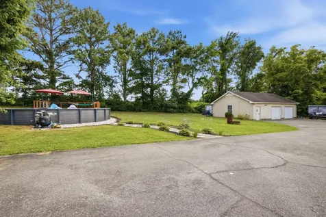3276 Trough Springs Road Clarksville TN 37043