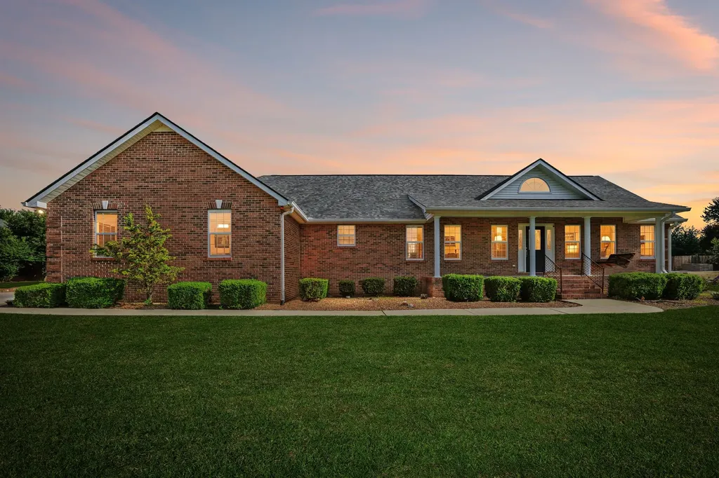 185 Favre Circle Winchester TN 37398