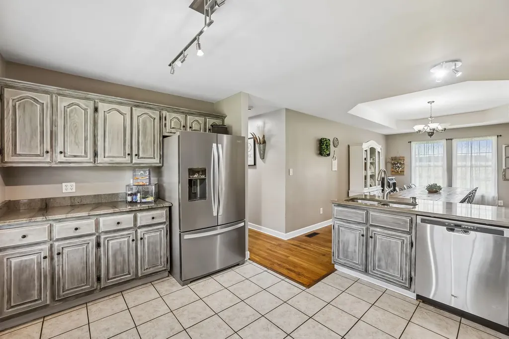 185 Favre Circle Winchester TN 37398