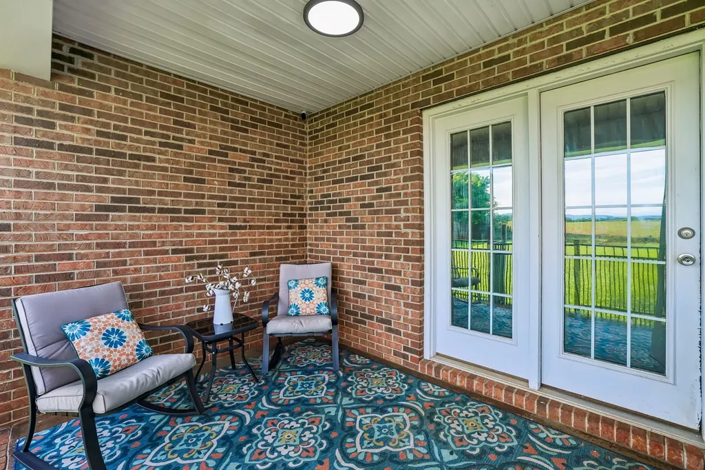 185 Favre Circle Winchester TN 37398