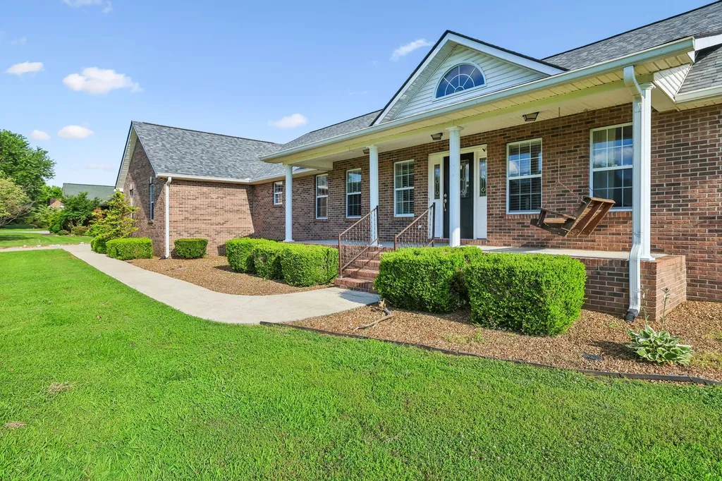 185 Favre Circle Winchester TN 37398