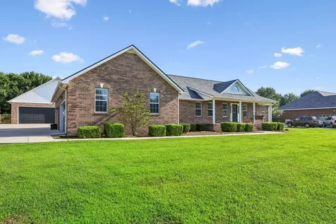 185 Favre Circle Winchester TN 37398