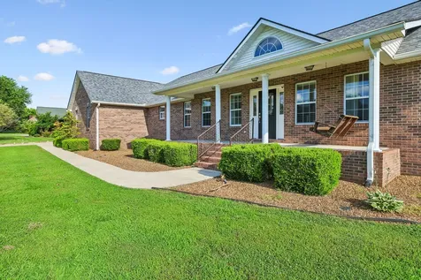 185 Favre Circle Winchester TN 37398