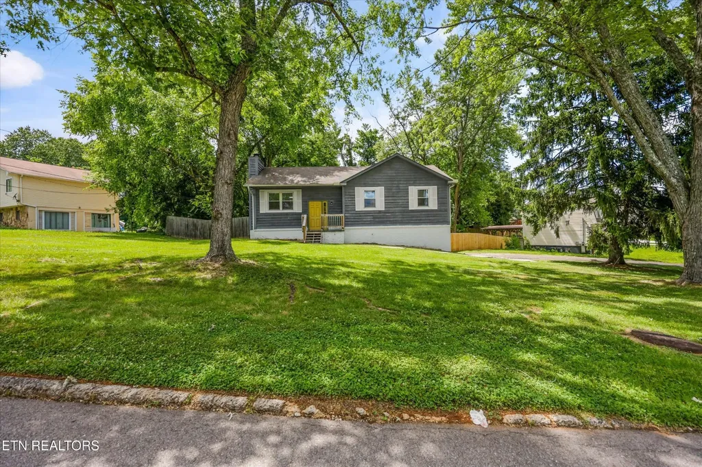 1717 Penwood Drive Knoxville TN 37922