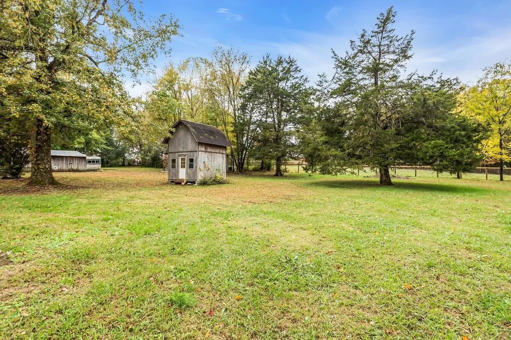 99 Anthony Mill Road Tullahoma TN 37388