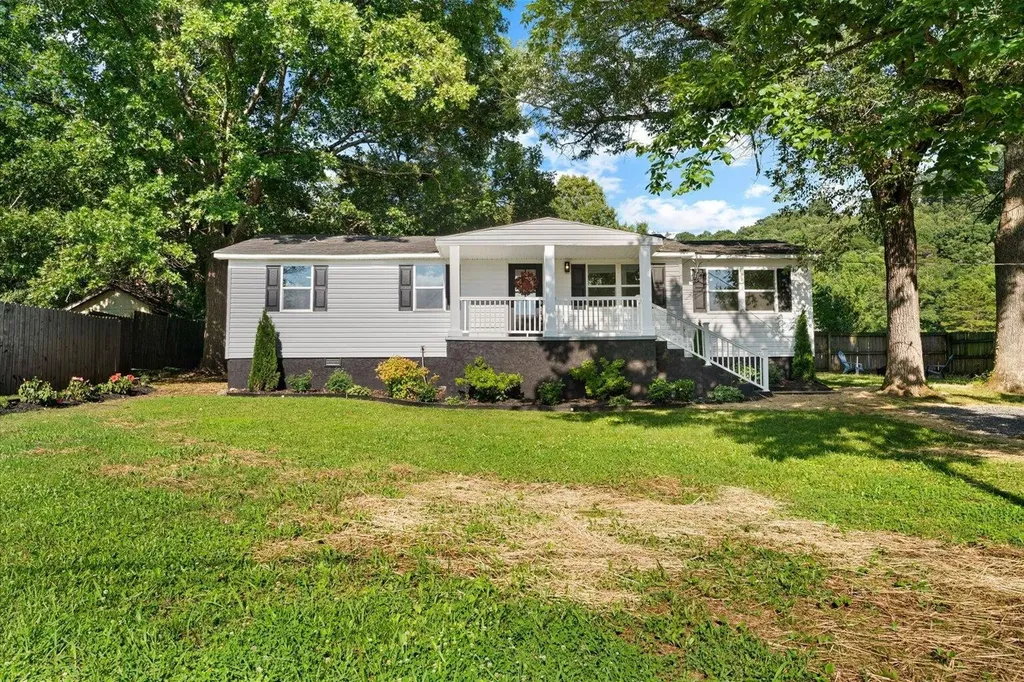 90 Whitman Street Ringgold GA 30736
