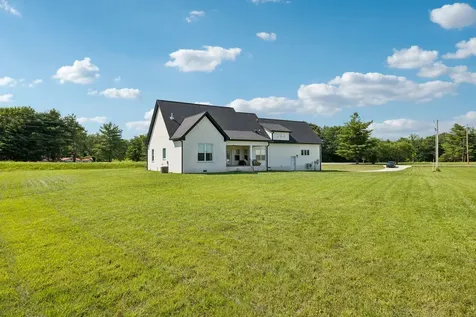104 Aplin Branch Road Cottontown TN 37048