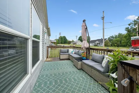 595 Days Road Lafayette TN 37083