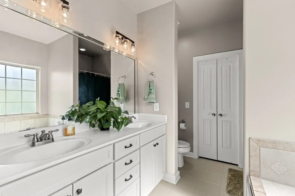 101 Ashfield Court White House TN 37188