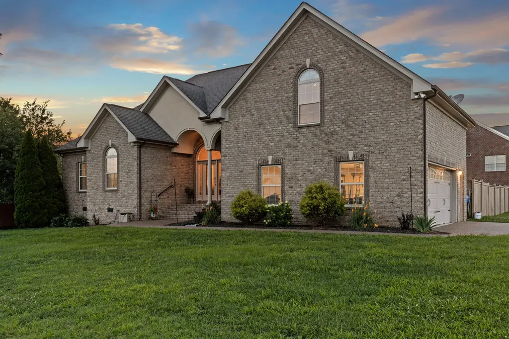 101 Ashfield Court White House TN 37188