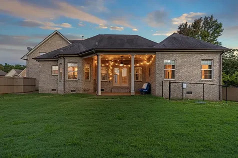 101 Ashfield Court White House TN 37188