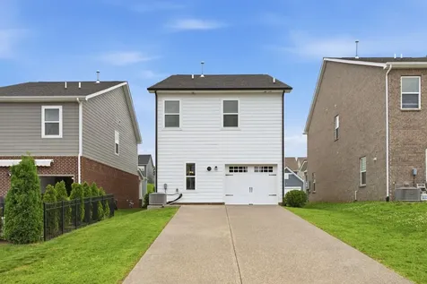 313 Cloverbrook Way Gallatin TN 37066