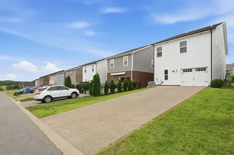 313 Cloverbrook Way Gallatin TN 37066