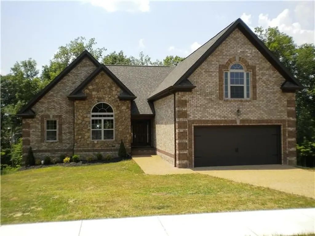 1104 Secretariat Drive Mount Juliet TN 37122