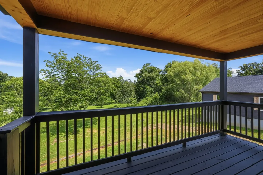 214 Twin Oaks Road Mcminnville TN 37110
