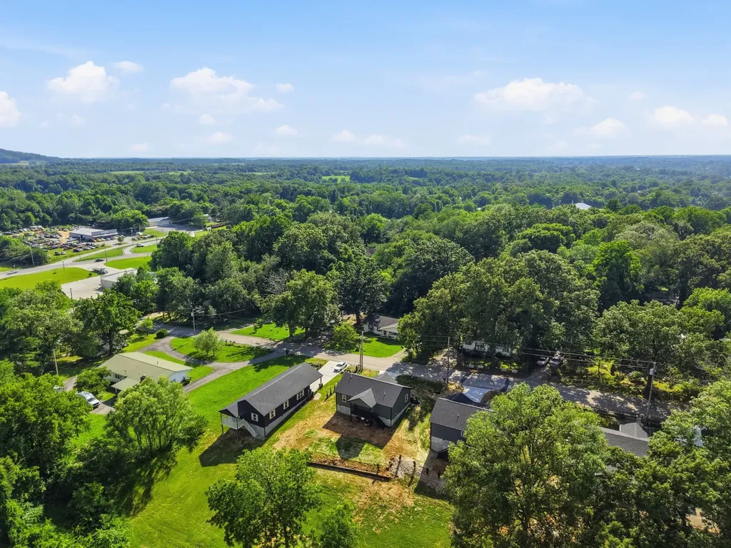 214 Twin Oaks Road Mcminnville TN 37110