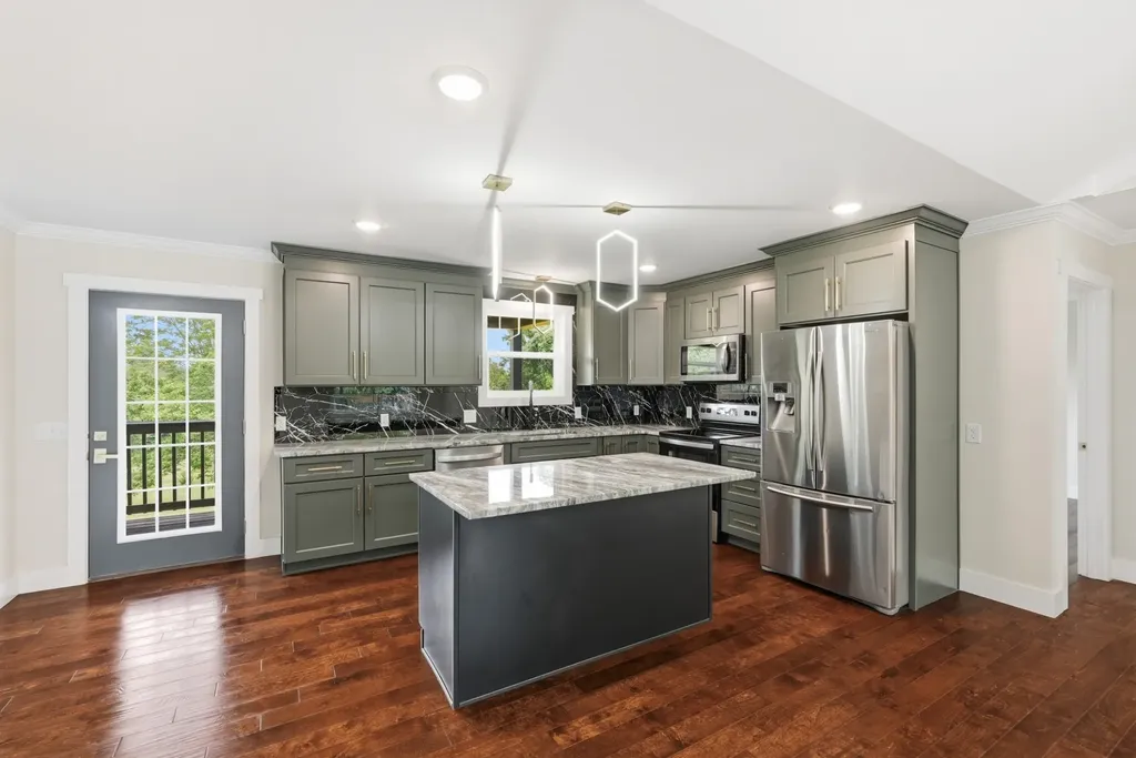 214 Twin Oaks Road Mcminnville TN 37110