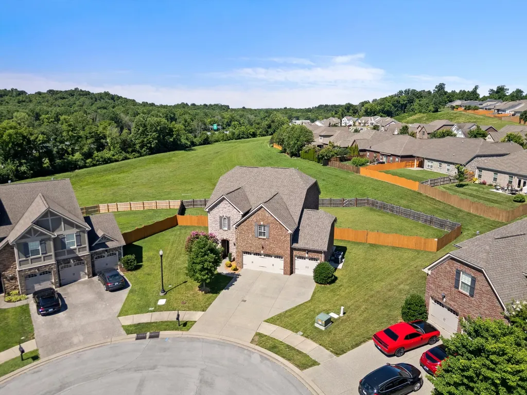995 Waterstone Drive Lebanon TN 37090