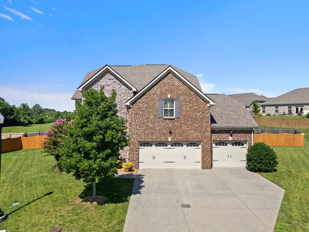 995 Waterstone Drive Lebanon TN 37090