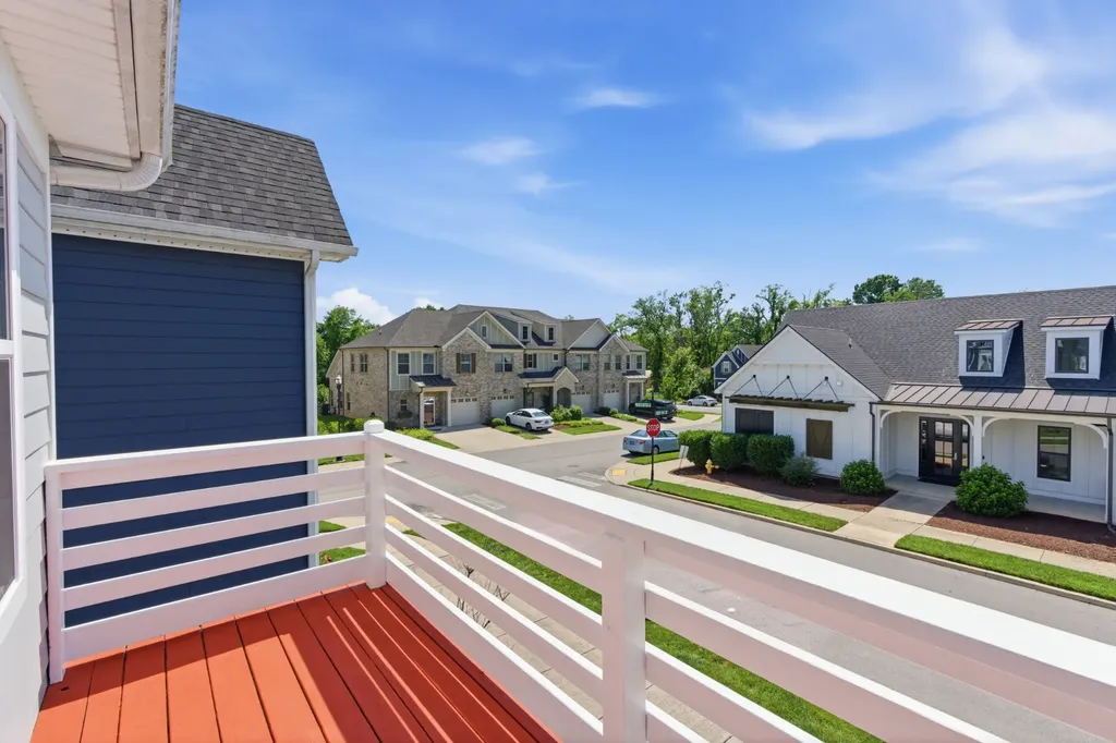 2004 French Bayou Lane Hendersonville TN 37075