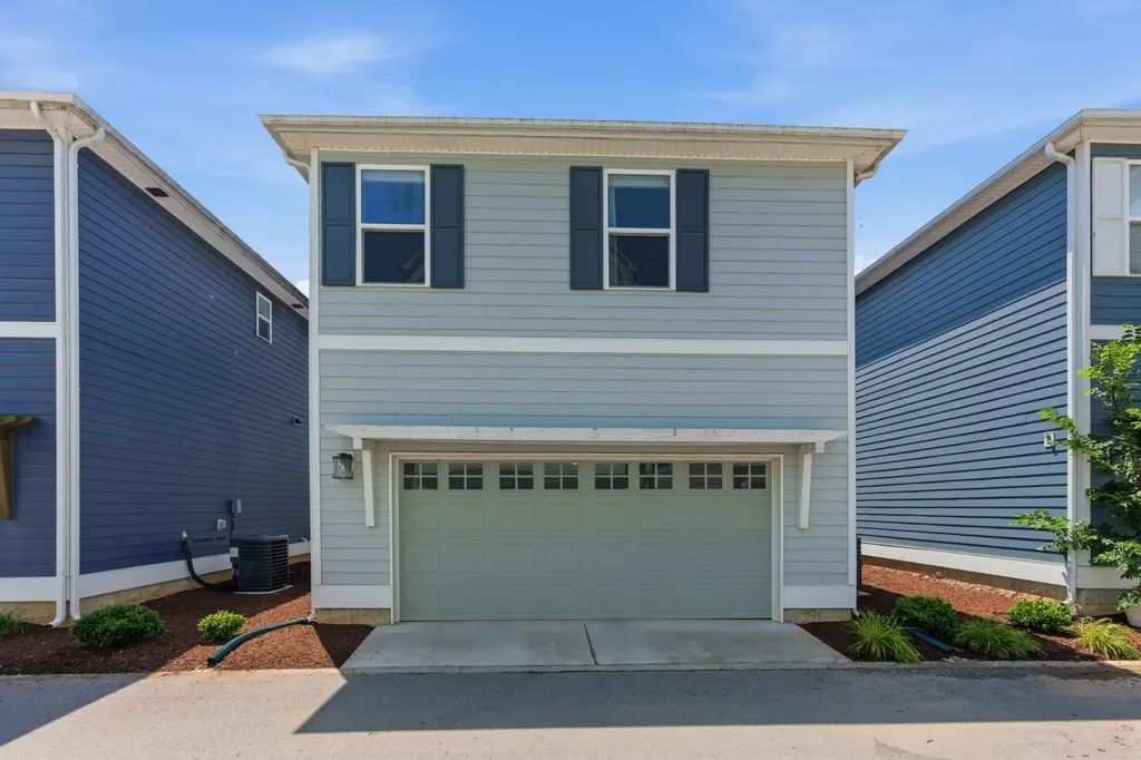 2004 French Bayou Lane Hendersonville TN 37075
