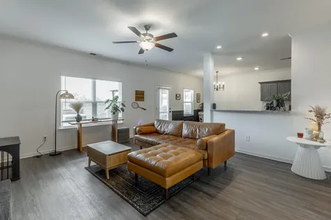 6854 Dharma Loop Chattanooga TN 37412