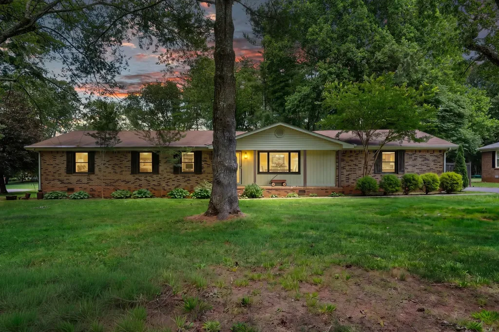 3524 Castlewood Court Murfreesboro TN 37128
