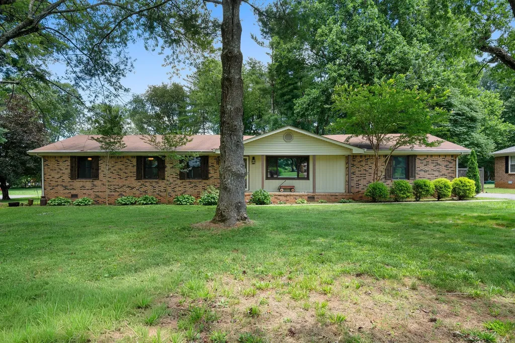3524 Castlewood Court Murfreesboro TN 37128