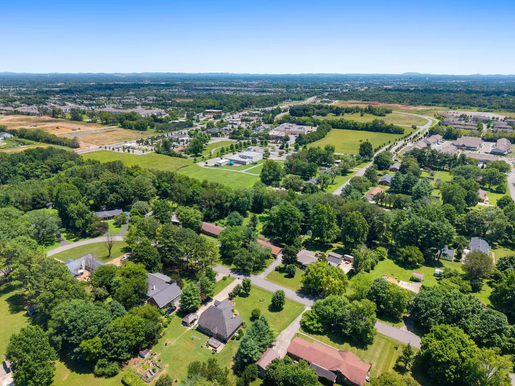 3524 Castlewood Court Murfreesboro TN 37128