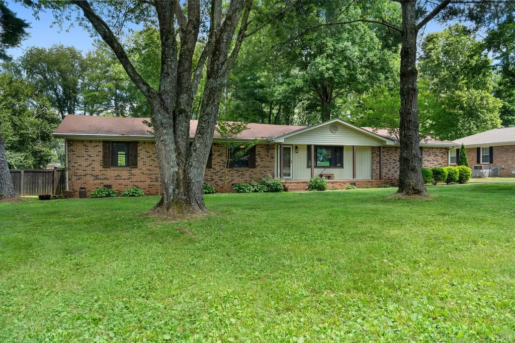 3524 Castlewood Court Murfreesboro TN 37128