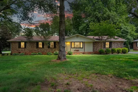 3524 Castlewood Court Murfreesboro TN 37128