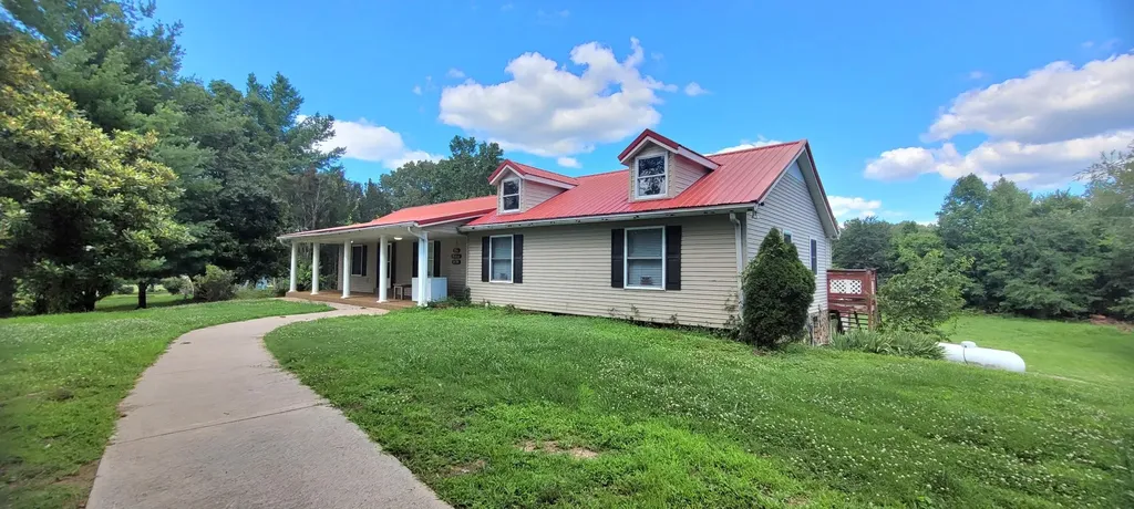 5255 N Mount Pleasant Road Greenbrier TN 37073
