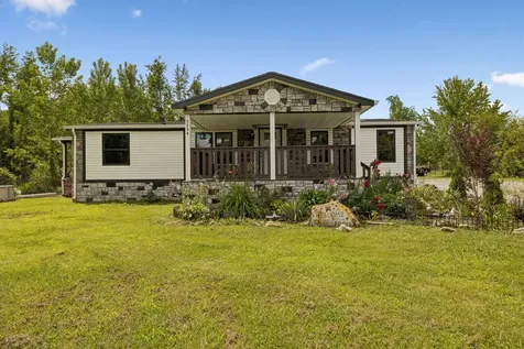 5094 Spring Creek Lane Lafayette TN 37083
