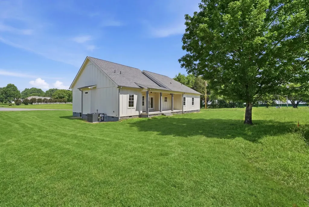 2143 Sims Road Shelbyville TN 37160