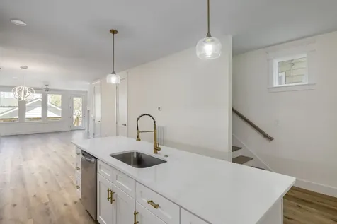 340A Peachtree Street Nashville TN 37210