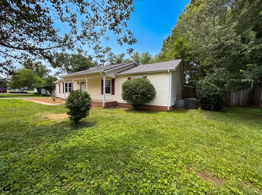 4023 Cavalier Drive Murfreesboro TN 37129