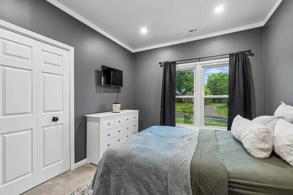 2920 Stewart Campbell Point Thompsons Station TN 37179