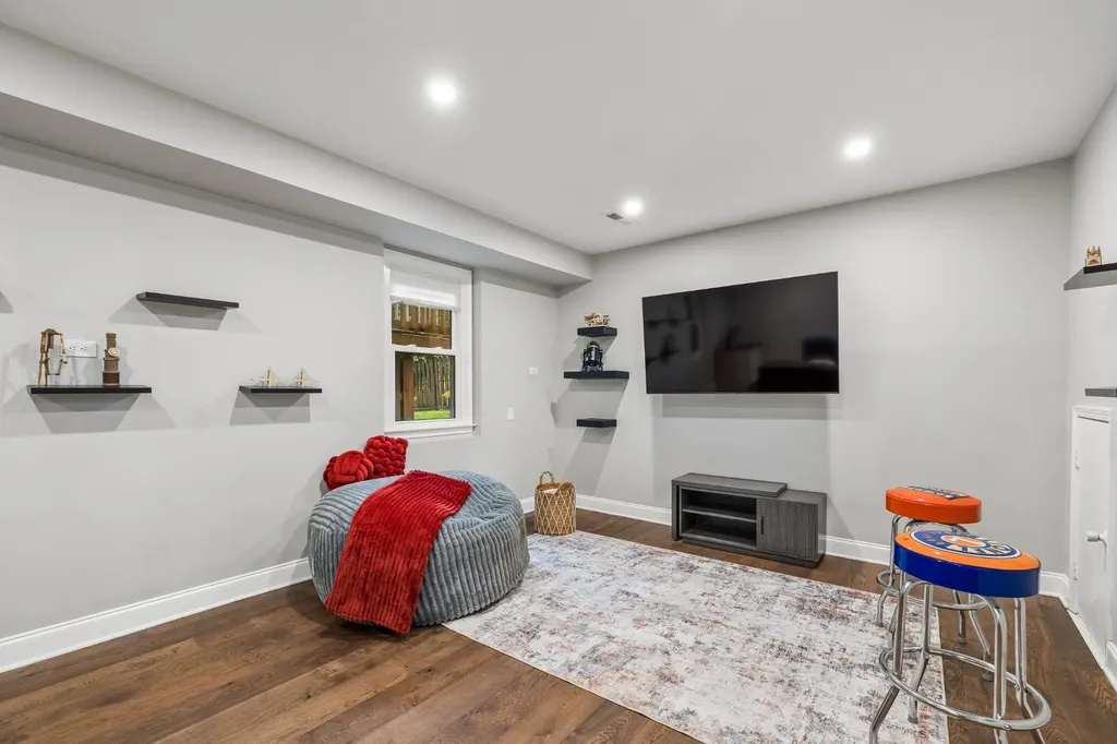 2920 Stewart Campbell Point Thompsons Station TN 37179