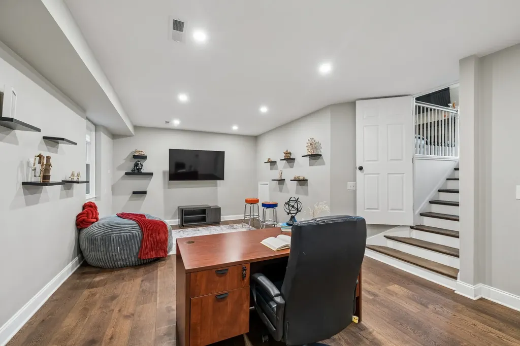 2920 Stewart Campbell Point Thompsons Station TN 37179