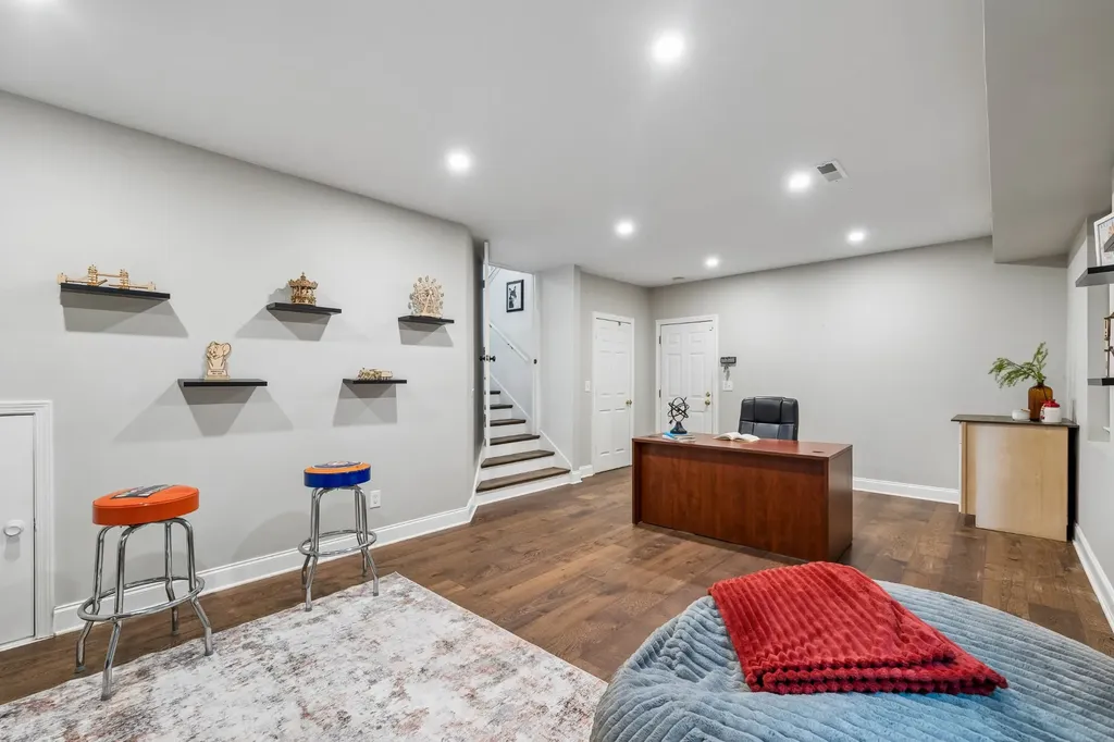 2920 Stewart Campbell Point Thompsons Station TN 37179