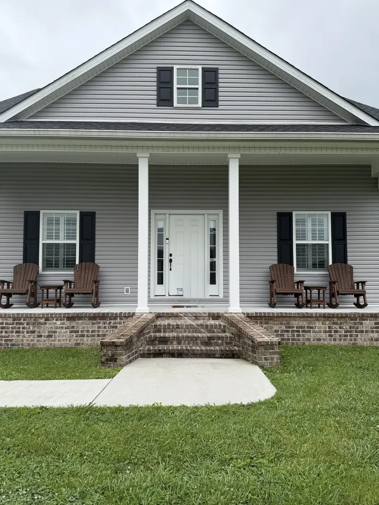 4238 Old Manchester Highway Tullahoma TN 37388