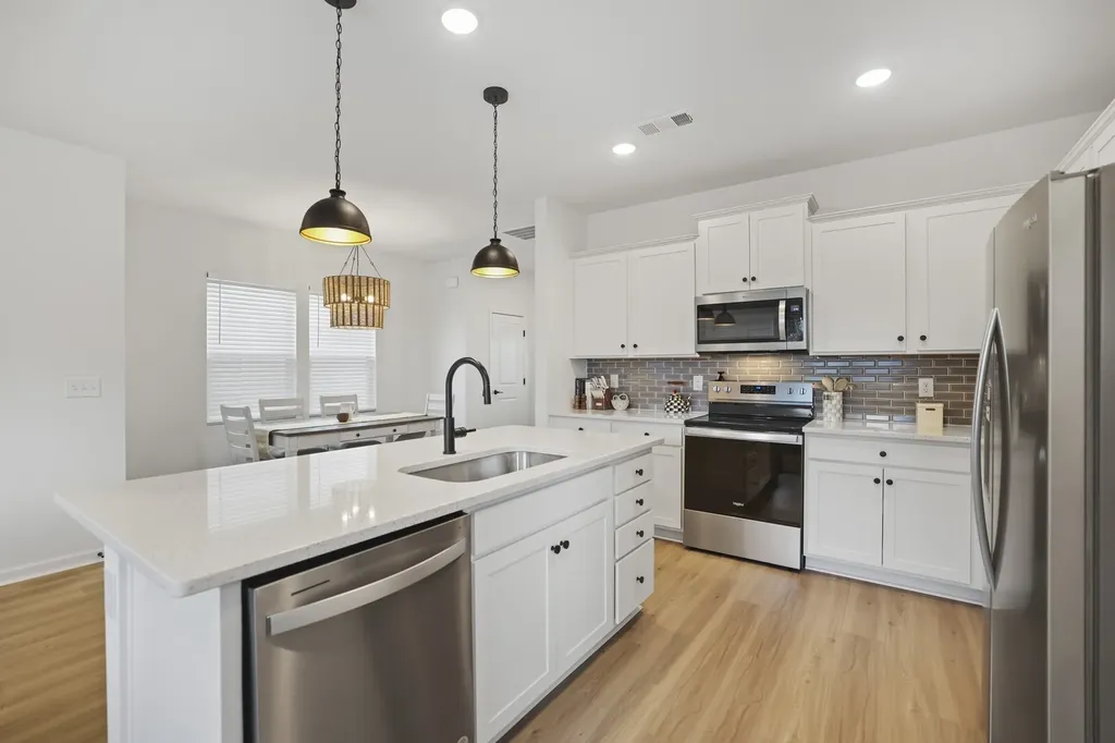 213 Oasis Drive La Vergne TN 37086