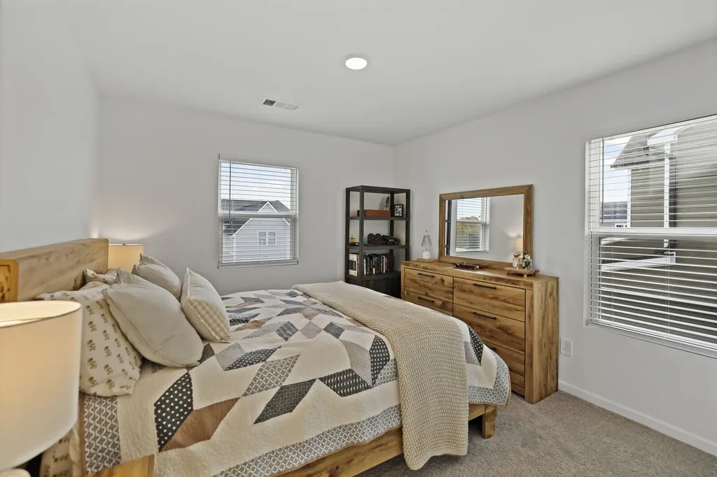 213 Oasis Drive La Vergne TN 37086