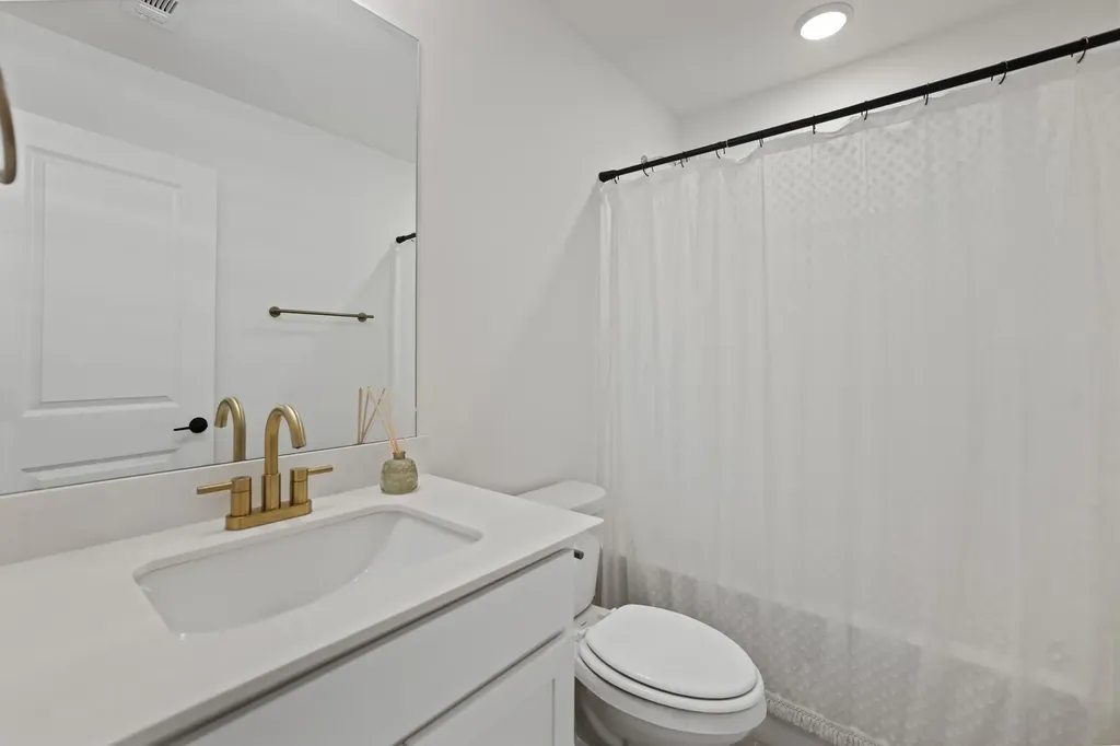 213 Oasis Drive La Vergne TN 37086