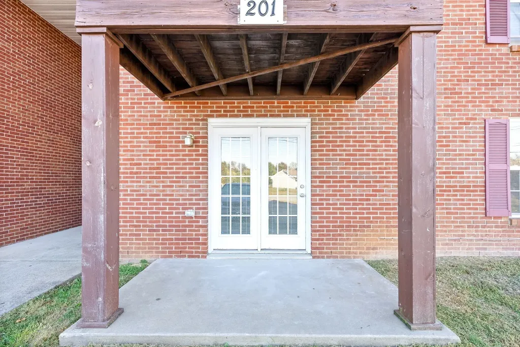 201 Cranklen Circle Clarksville TN 37042