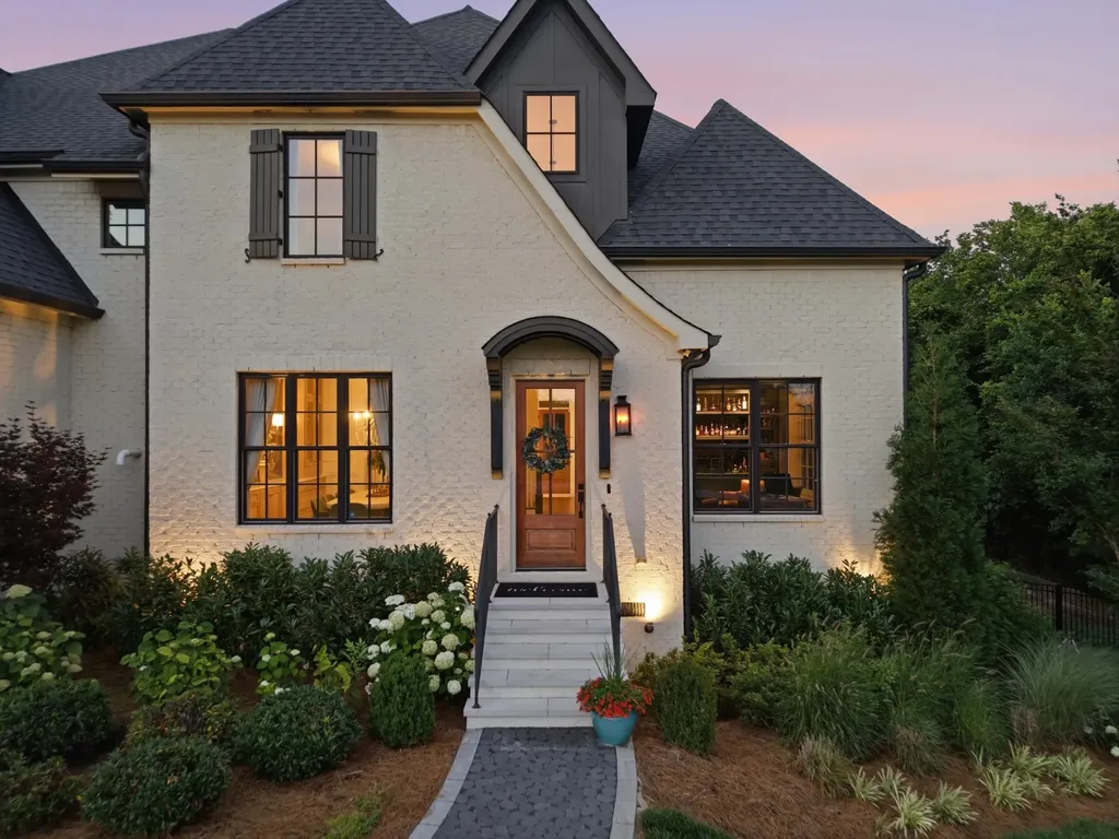 2108 Timberwood Place Nashville TN 37215