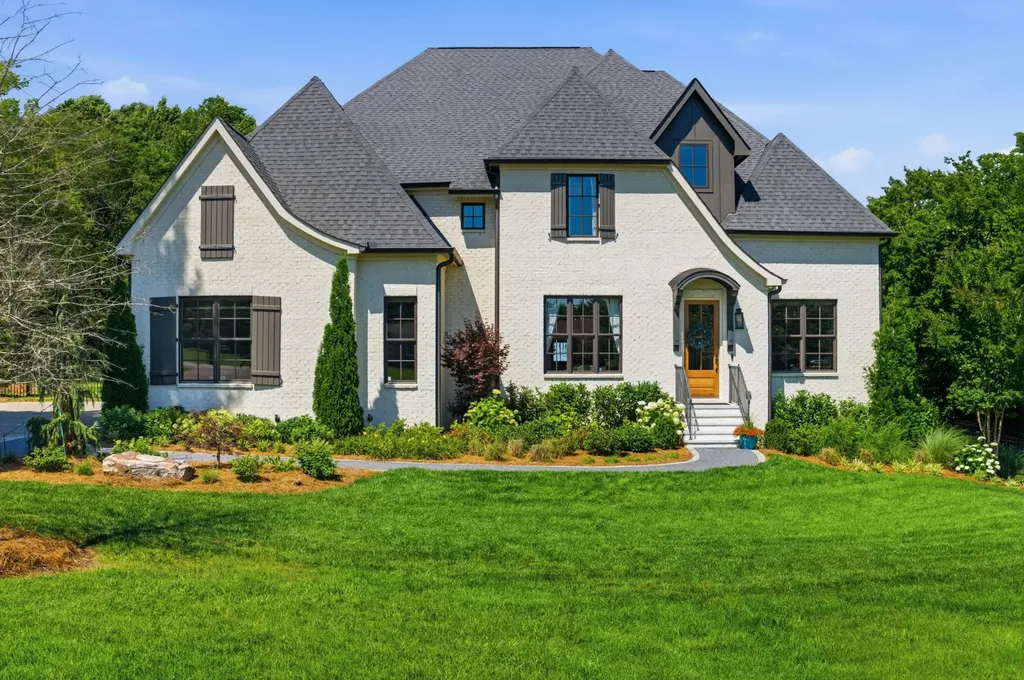 2108 Timberwood Place Nashville TN 37215