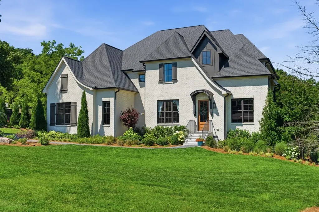 2108 Timberwood Place Nashville TN 37215
