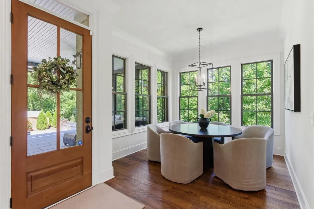 2108 Timberwood Place Nashville TN 37215